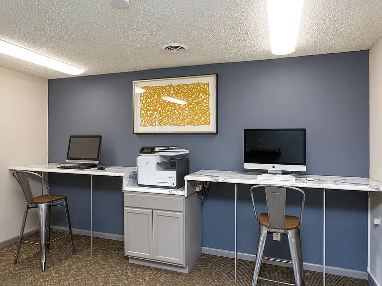 Business Center with Printer