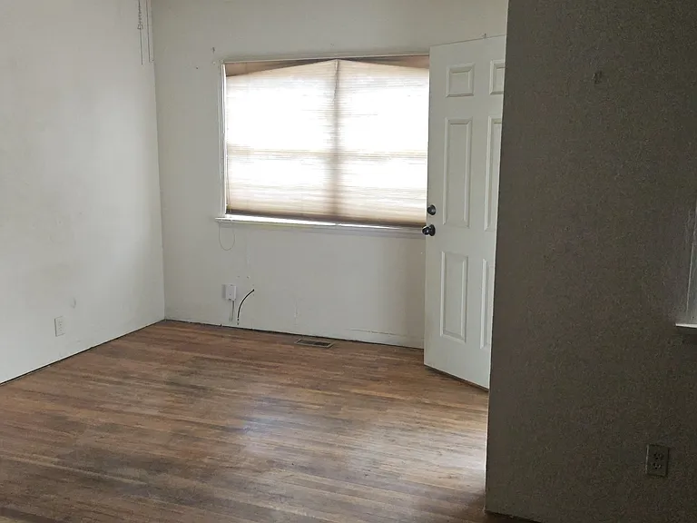 802 Palmer Ave — Photo 3