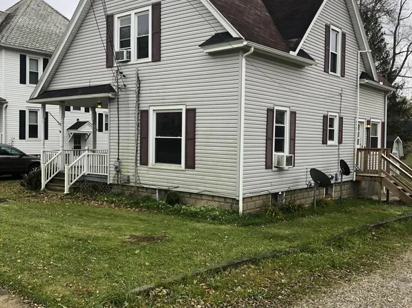6274 Waterloo Rd, Atwater, OH 44201