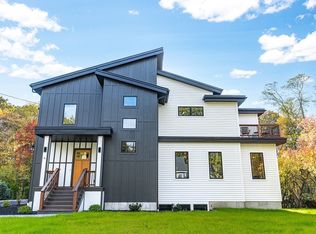 4 Morrison Rd, Burlington, MA 01803