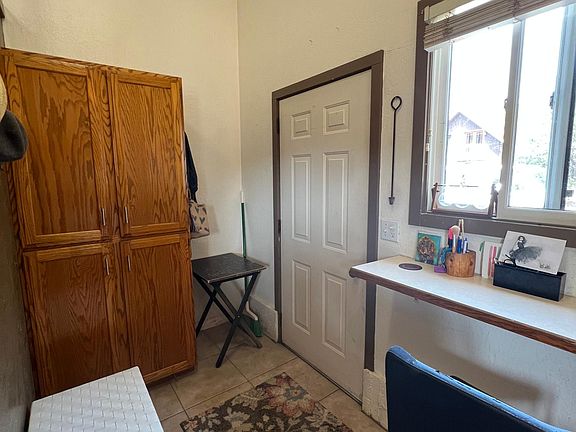 4th image of 102 Sann Ln #102