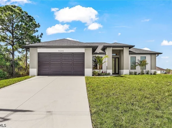 9045 W Broad Cir, Labelle, FL 33935