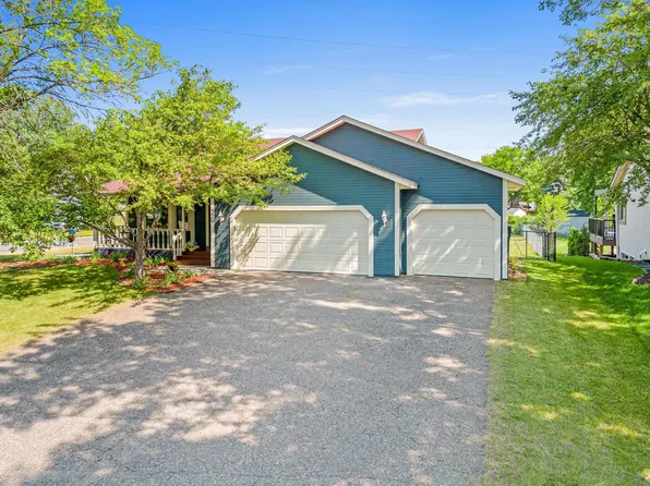 9429 Irving Ave N, Brooklyn Park, MN 55444