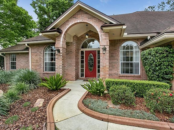 4th image of 13754 Alesbury Ct