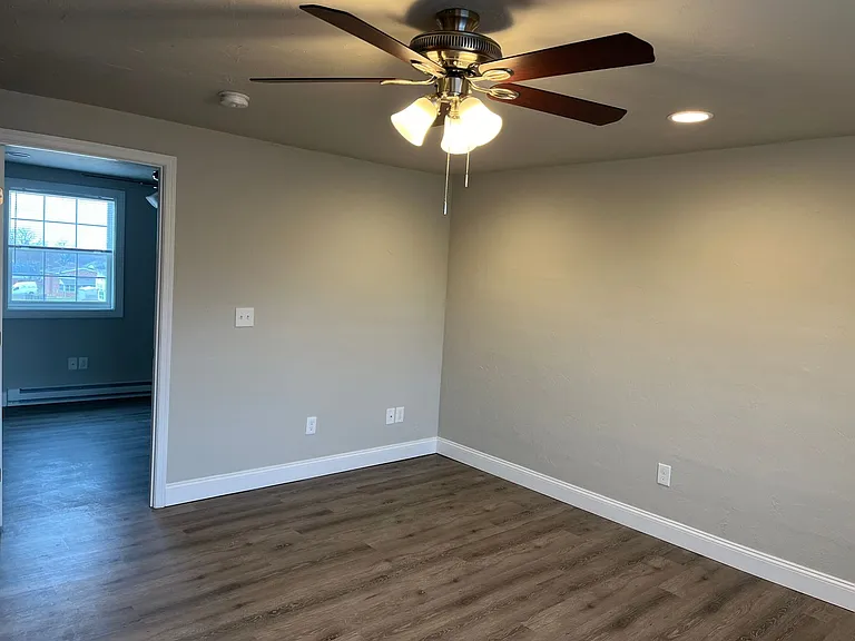 Salem Run Apartments - Phase 1 — Photo 46