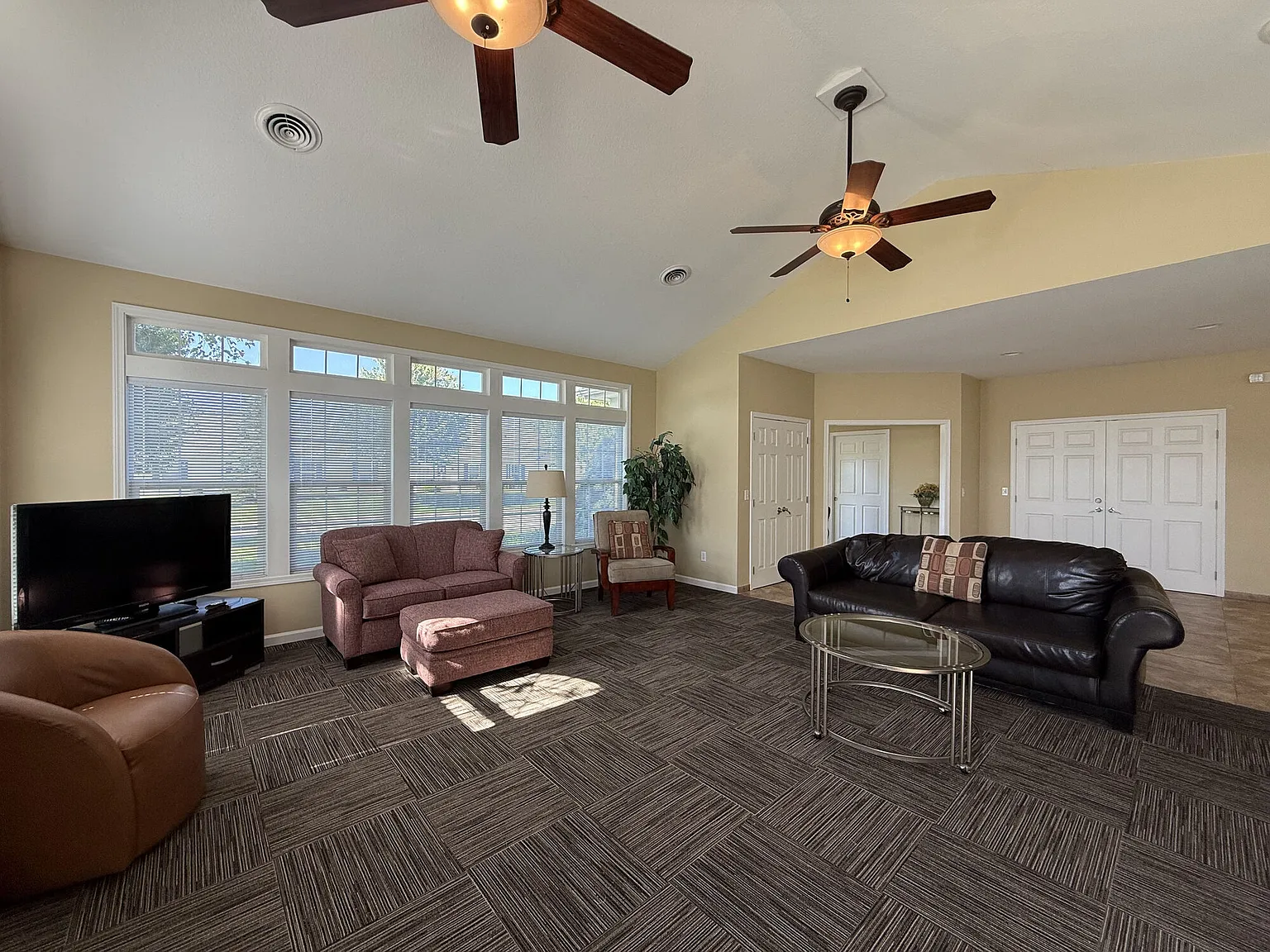 Pointe At Evans Lake — Photo 4