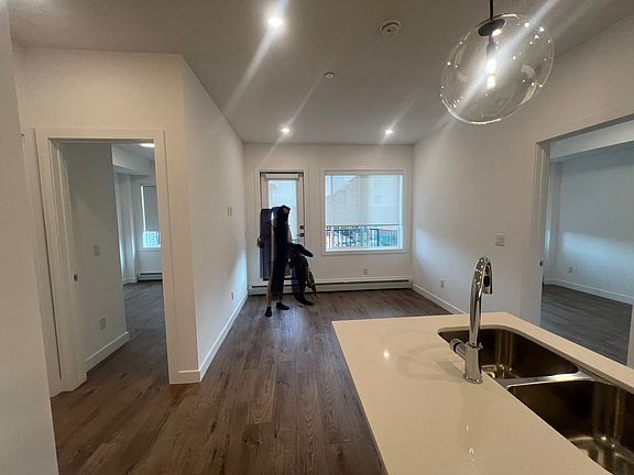 2nd image of 6 Merganser Dr W #1210