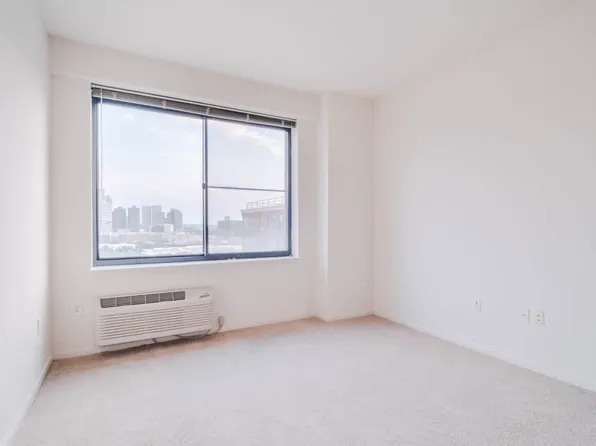 77 Park Avenue image 36 of 55