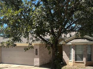 121 Winecup Path, Cedar Creek, TX 78612