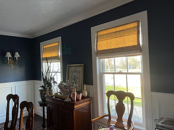 4th image of 4035 Huntington Dr