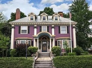 42 Orchard St, Leominster, MA 01453