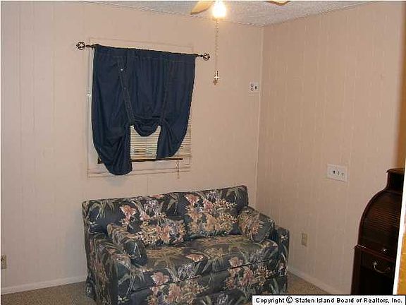 5th image of 107 E Broadway