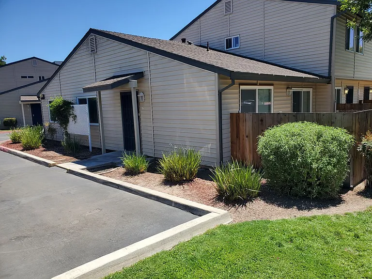 Union North Apartments — Photo 9