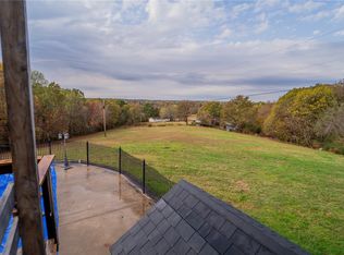 16045 Harp Rd, Springdale, AR 72704