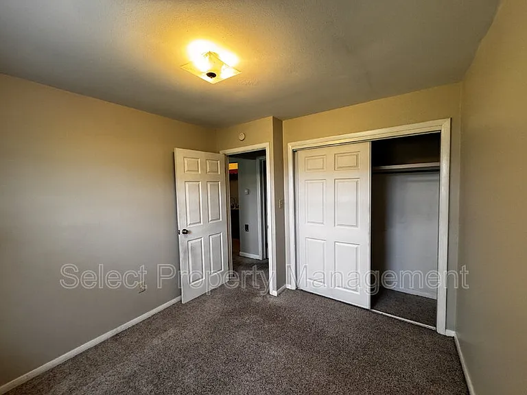 7608 Bluffton Rd #3 — Photo 8