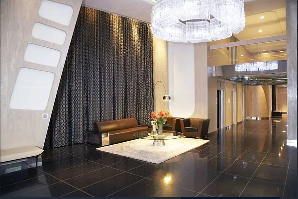 Rented by Compass | media 31