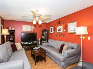 43 Alhambra Cir N, Agawam, MA 01001