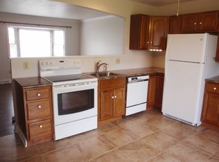 120 Poplar St #HOUSE, Imperial, PA 15126