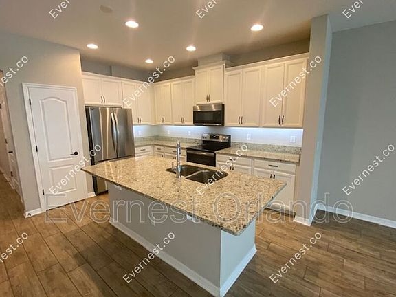 5th image of 2526 Econ Landing Blvd