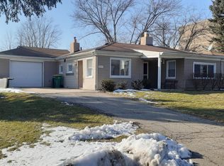 29201 Beck Rd, Wixom, MI 48393