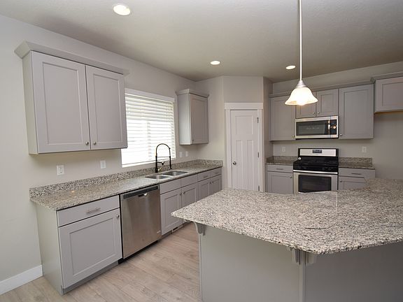 4th image of 4929 W Red Ruby Ln