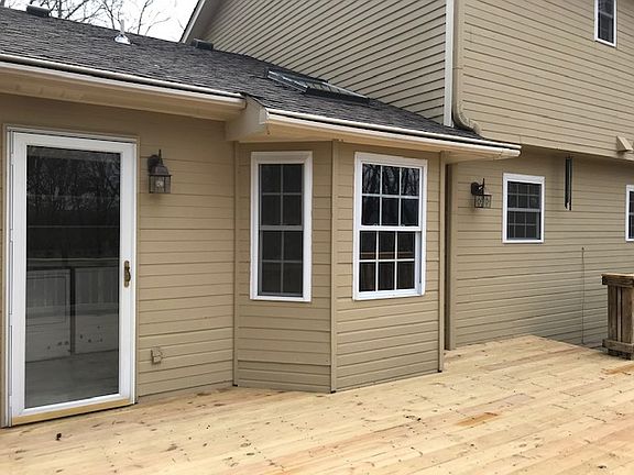 5th image of 6812 Hampton Wood Cir