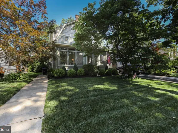 237 Rhoads Ave, Haddonfield, NJ 08033
