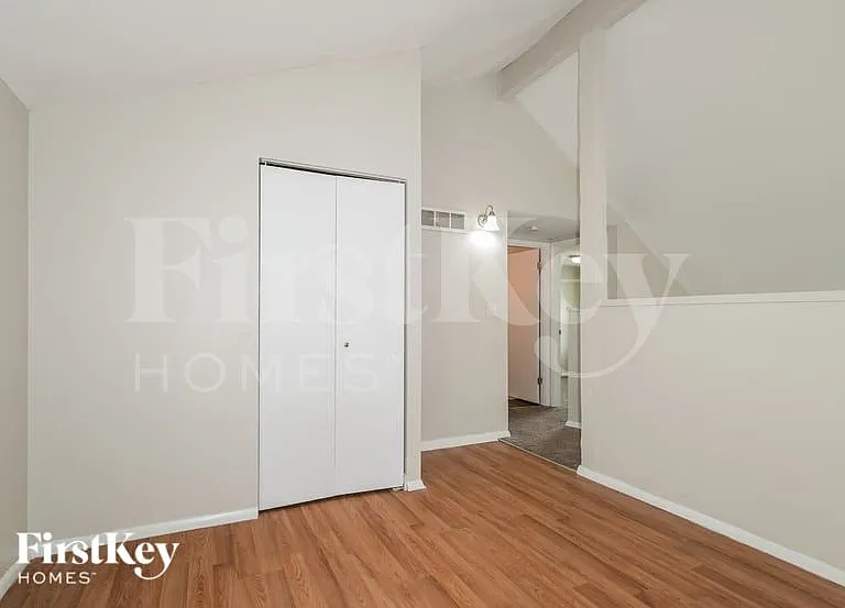 455 Down Hill Dr — Photo 12
