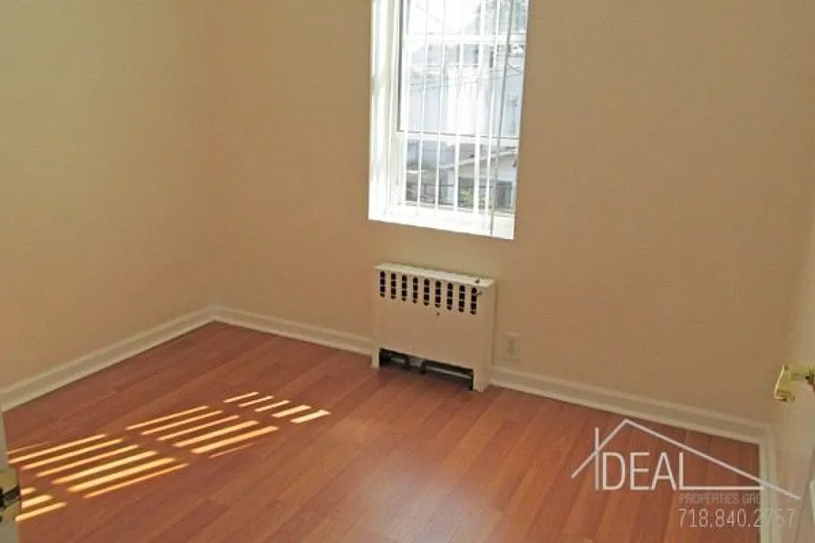 2 bed, $2,500 — Photo 4