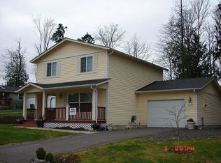 26371 Barrett Rd NE, Kingston, WA 98346