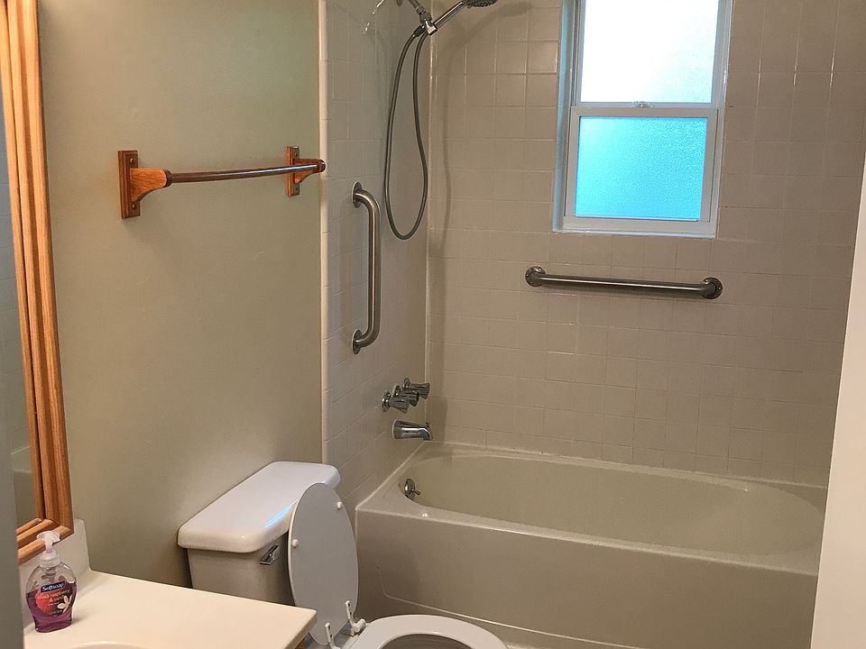 Full bath