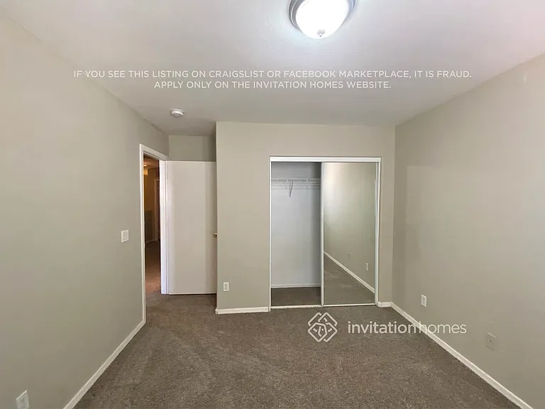 117 N 65th Ln — Photo 10