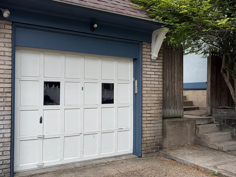 6120 Jackson St — Photo 6