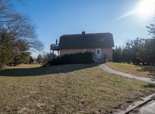 882 Fireplace Rd, East Hampton, NY 11937