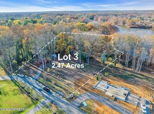 6 Buchhop Ln, Red Bank, NJ 07701