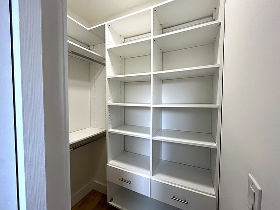 5th image of 35 Bedford St APT 24