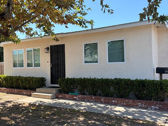 3rd image of 8546 Luxor St