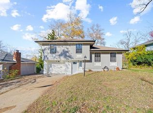 11606 Delmar Dr, Kansas City, MO 64134