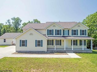 1039 Bakers Ridge Rd, Morgantown, WV 26508