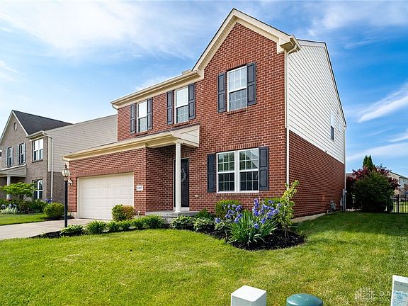 3rd image of 1617 N Wood Creek Dr