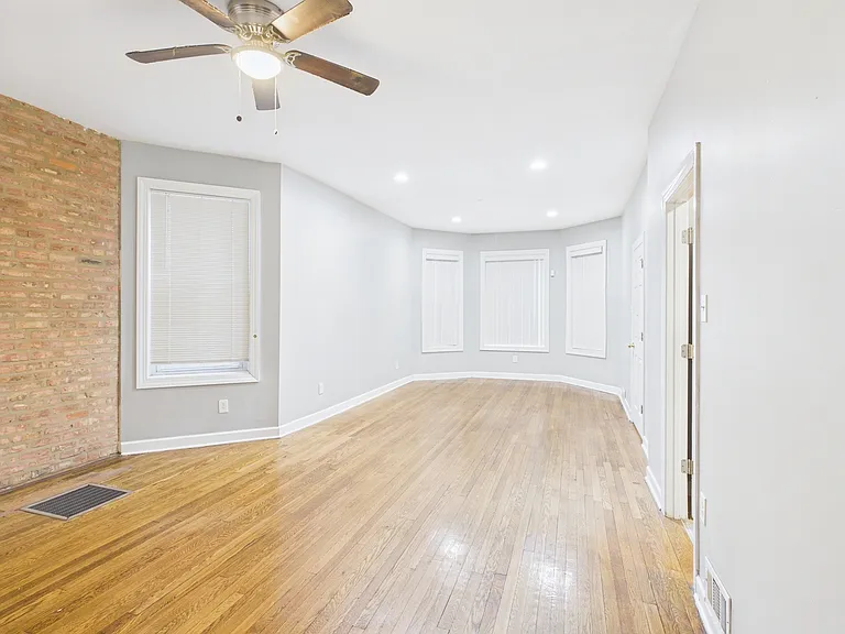 6639 S Bishop St #1 — Photo 2