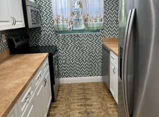 267 NE 141st St, Miami, FL 33161
