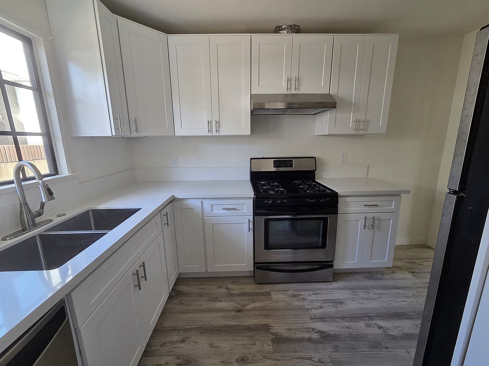 brand new remodeled kitchen