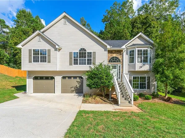 270 Paradise Dr, Douglasville, GA 30134