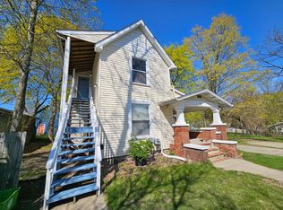 316 Livingston St APT B, Howell, MI 48843