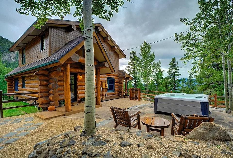 Front Entry, fenced around hot tub