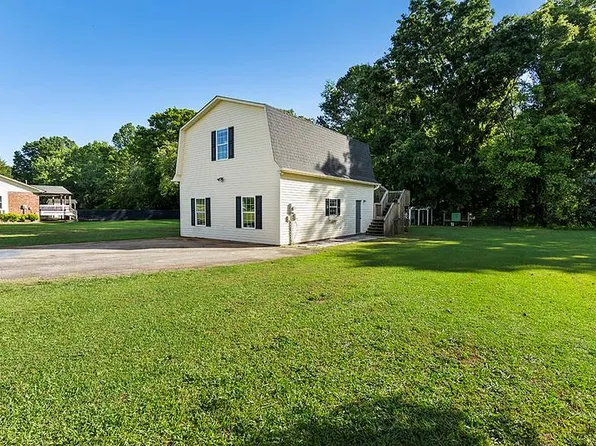 133 Devore Rd, Greenwood, SC 29649