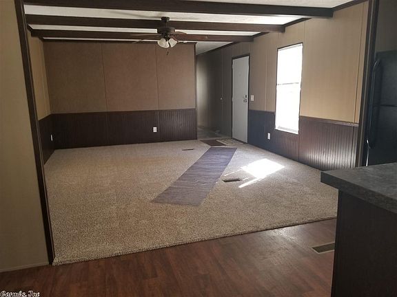 4th image of 48 Kara Ln