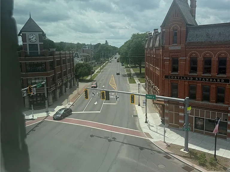 109 Main St — Photo 16