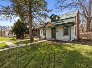 302 Spring St, Cambridge, WI 53523